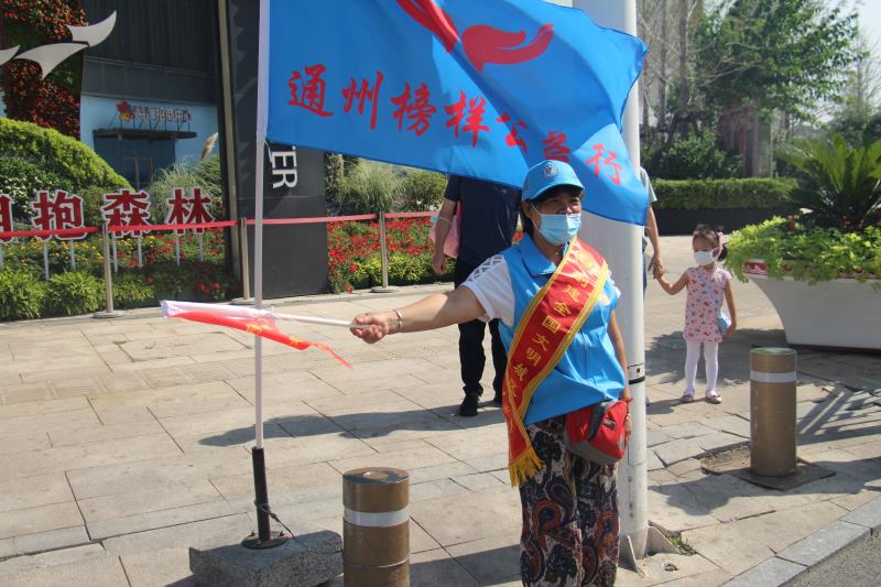 <strong>骚女肏逼视频网站</strong>